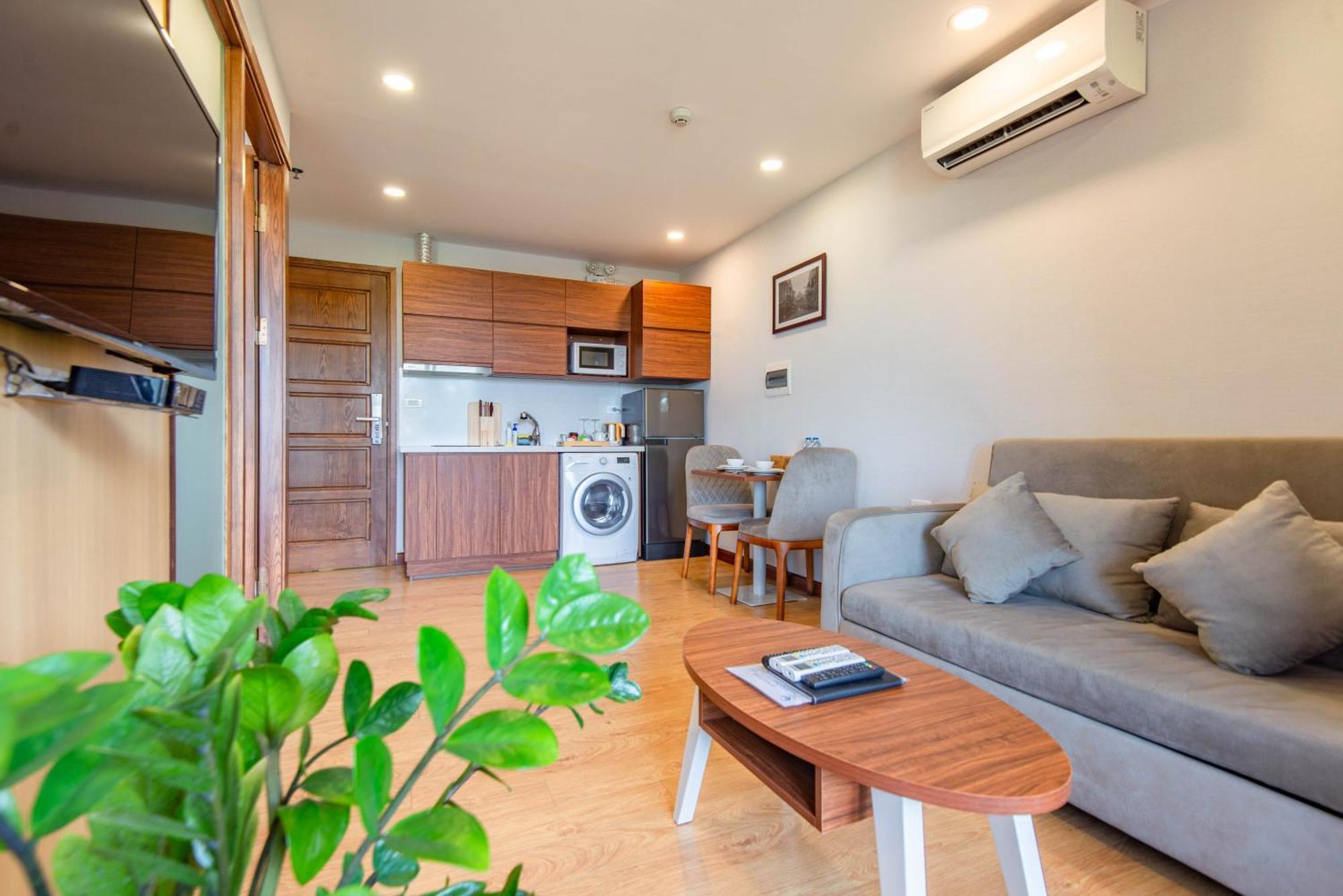 Sunny Moon West Lake Apartment Hanoi Room photo