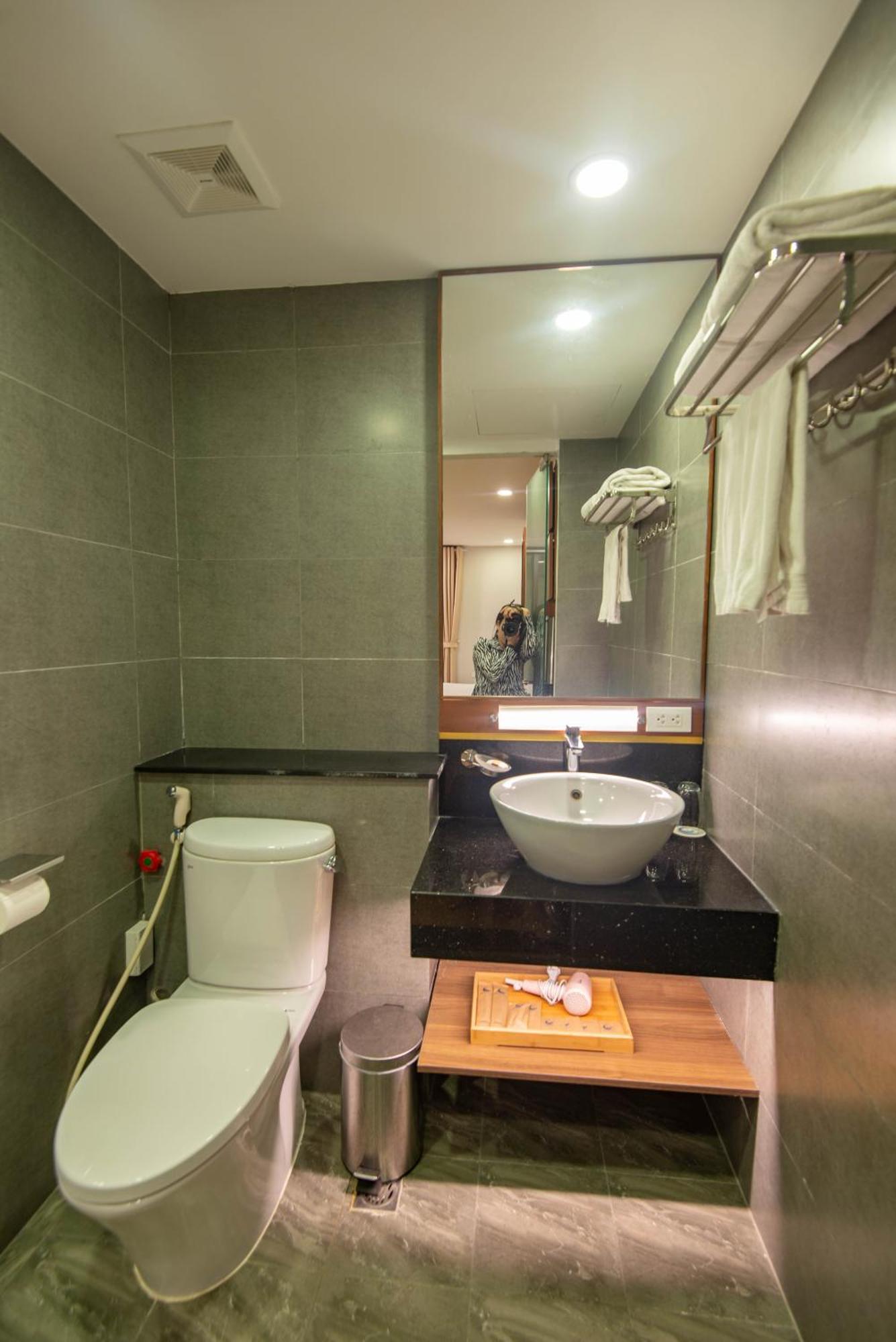 Sunny Moon West Lake Apartment Hanoi Room photo