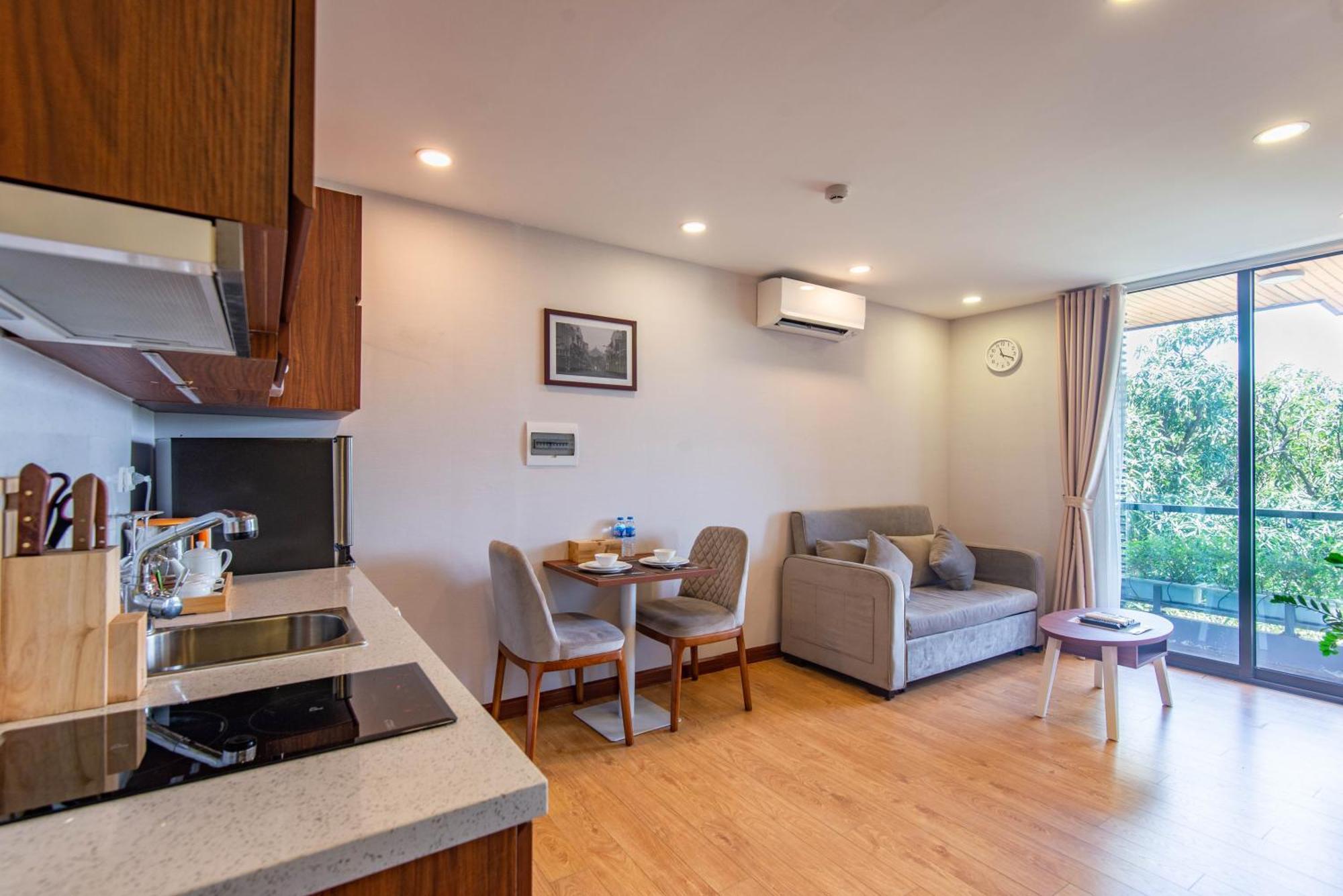 Sunny Moon West Lake Apartment Hanoi Room photo