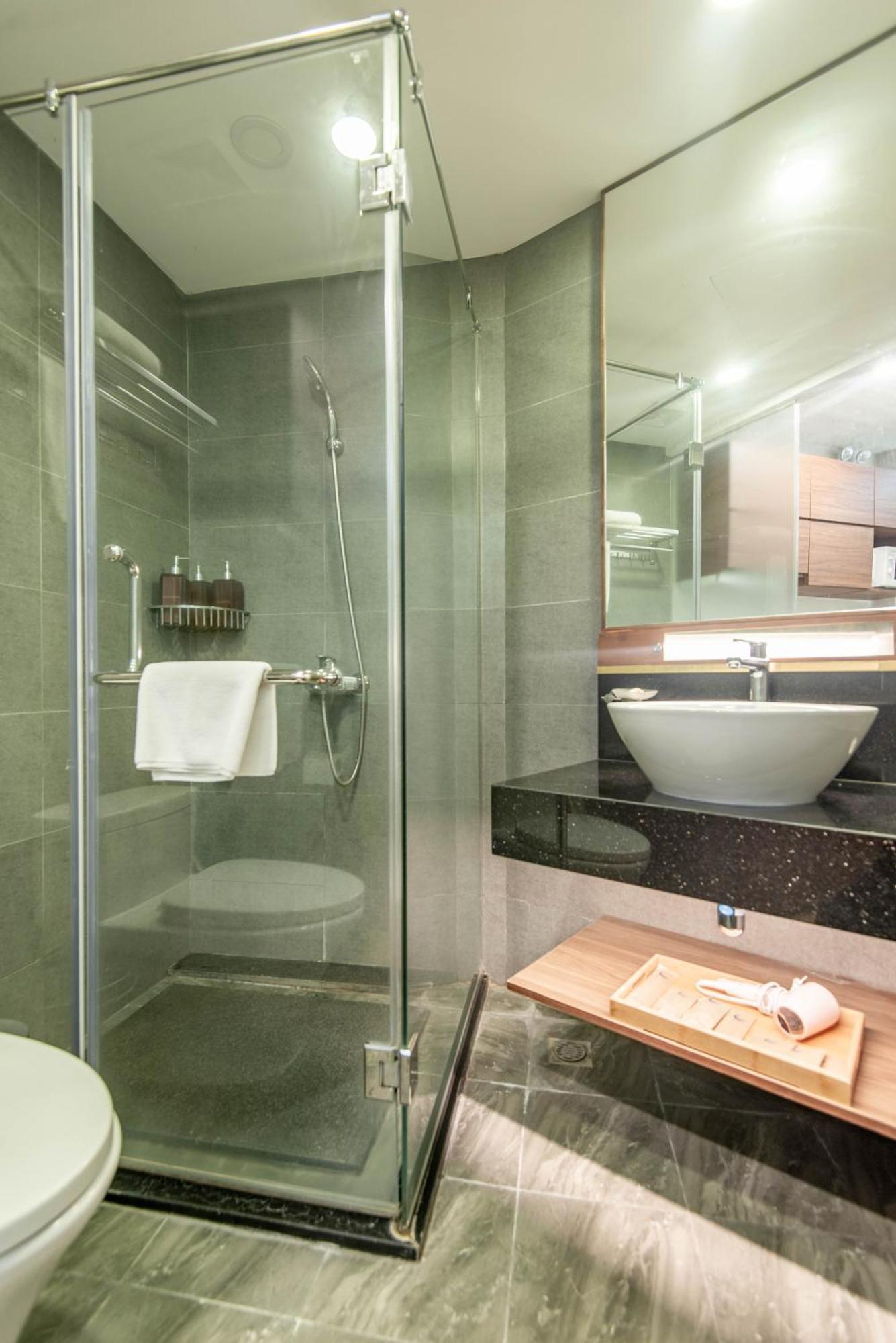 Sunny Moon West Lake Apartment Hanoi Room photo
