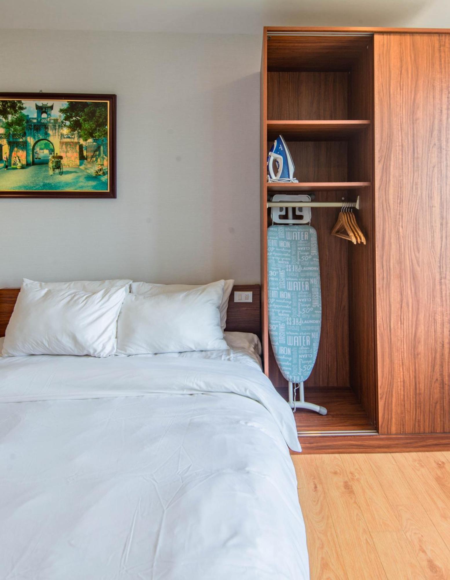 Sunny Moon West Lake Apartment Hanoi Room photo
