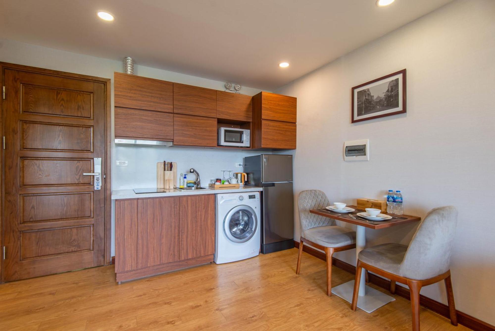 Sunny Moon West Lake Apartment Hanoi Room photo
