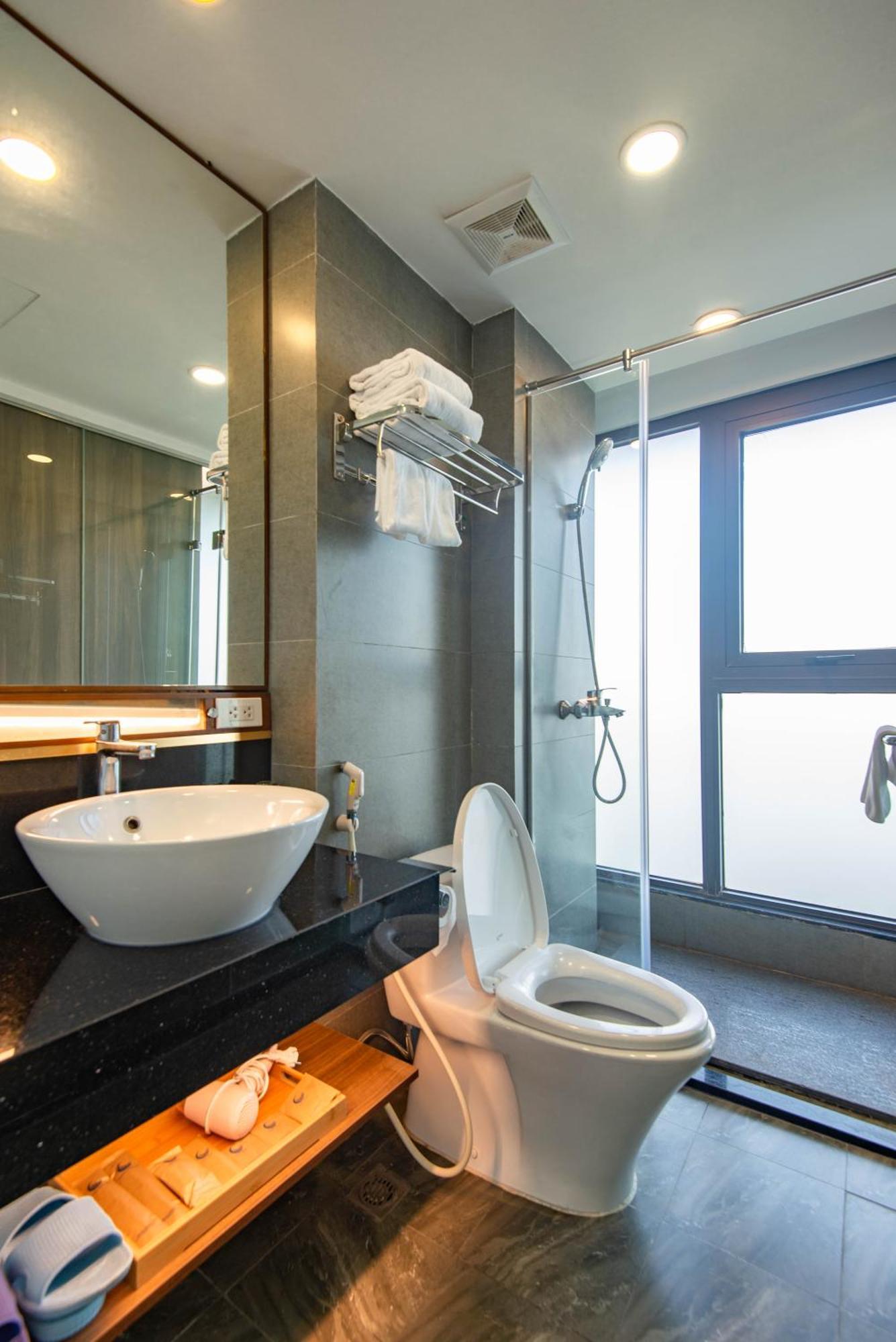 Sunny Moon West Lake Apartment Hanoi Room photo